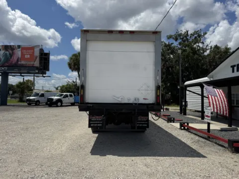 More photos of 1998 GMC C7500 at DeBary Truck Sales, FL