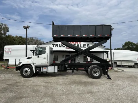 More photos of 2019 Hino 268 at DeBary Truck Sales, FL