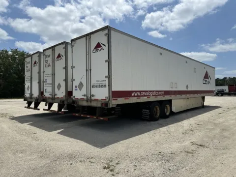 More photos of 2012 Utility 4000 D/X at DeBary Truck Sales, FL