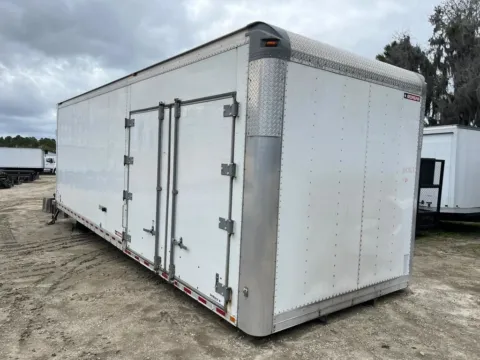 More photos of 2018 Supreme Dry Van at DeBary Truck Sales, FL