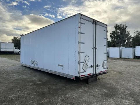 More photos of 2017 Supreme Dry Van at DeBary Truck Sales, FL