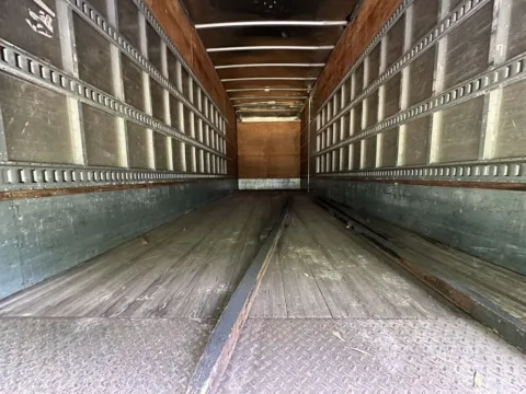 More photos of 2010 Morgan Dry Van at DeBary Truck Sales, FL