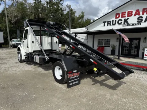 More photos of 2017 Freightliner M2 Business Class at DeBary Truck Sales, FL
