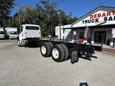 More photos of 2018 Freightliner M2 at DeBary Truck Sales, FL