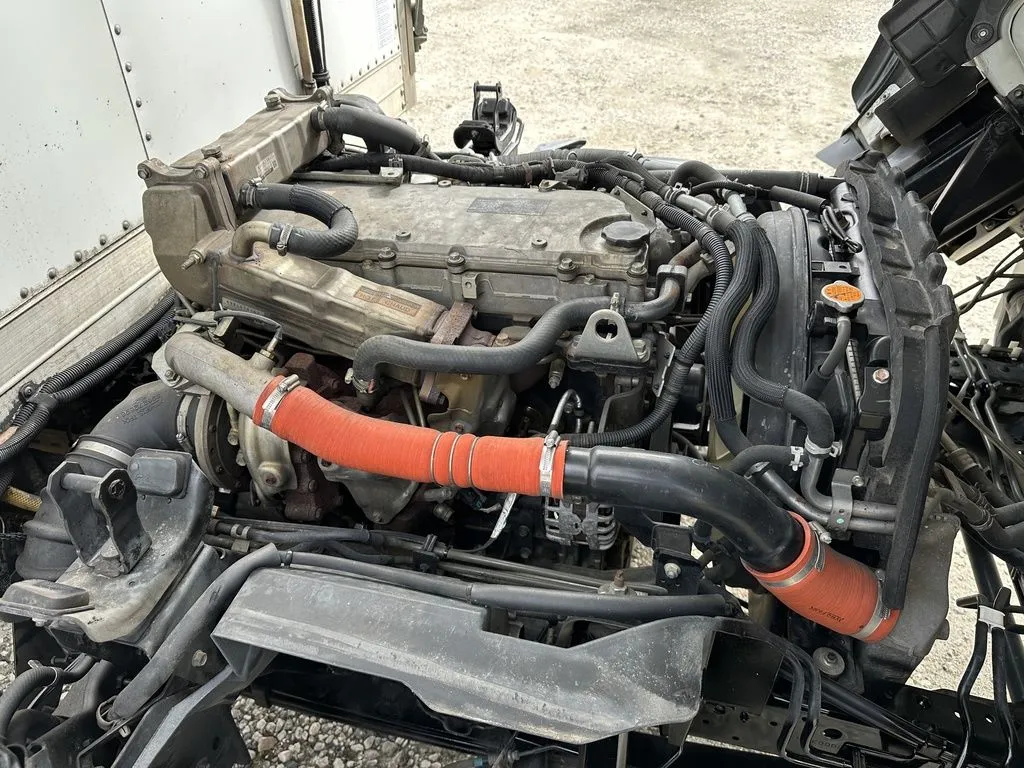 2016 Isuzu NPR XD - Photo 18