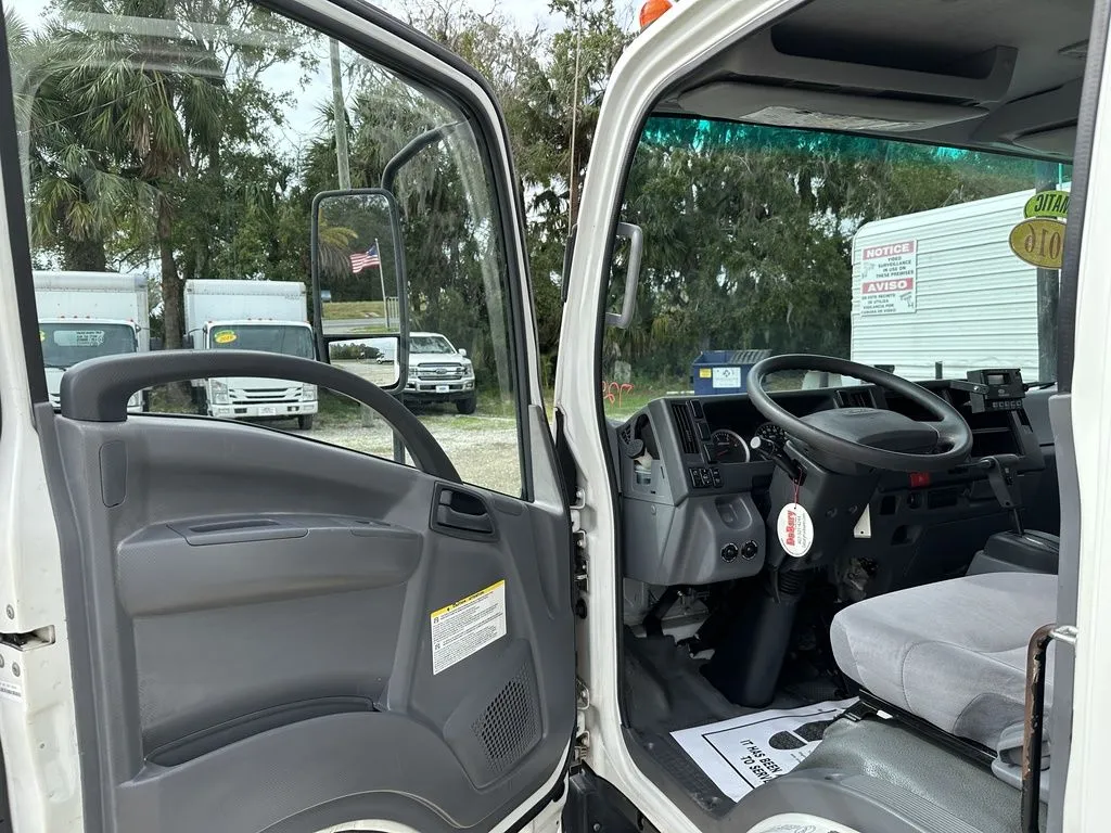 2016 Isuzu NPR XD - Photo 19