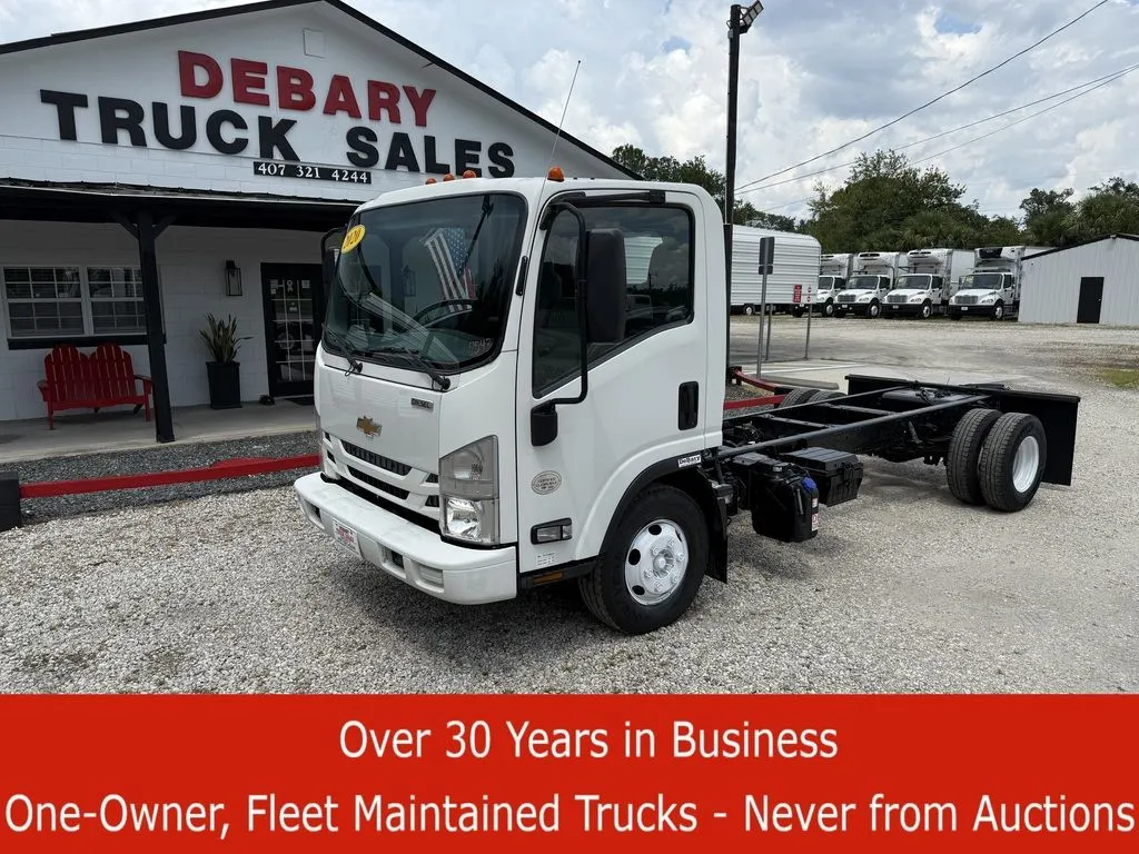 White 2020 Isuzu NPR for sale in Sanford, FL
