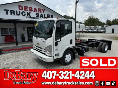 White 2020 Isuzu NPR for sale in Sanford, FL