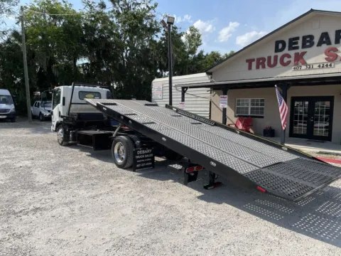More photos of 2019 Isuzu NRR at DeBary Truck Sales, FL