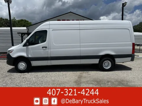 More photos of 2019 Freightliner Sprinter 3500 XD at DeBary Truck Sales, FL