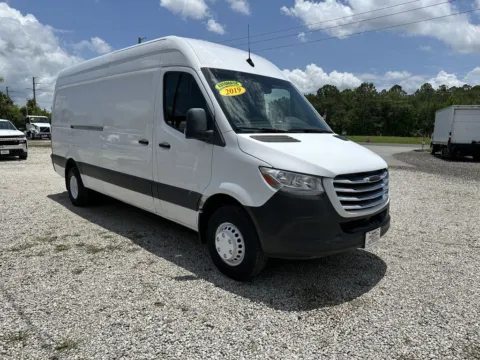 Another view of 2019 Freightliner Sprinter 3500 XD for sale in Sanford, FL at DeBary Truck Sales