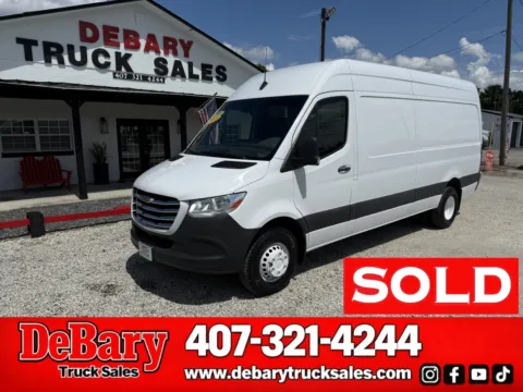 White 2019 Freightliner Sprinter 3500 XD for sale in Sanford, FL