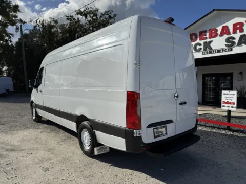 More photos of 2019 Freightliner Sprinter 2500 at DeBary Truck Sales, FL