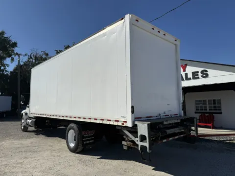 More photos of 2018 International DuraStar 4300 at DeBary Truck Sales, FL