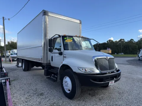 More photos of 2020 International MV607 at DeBary Truck Sales, FL