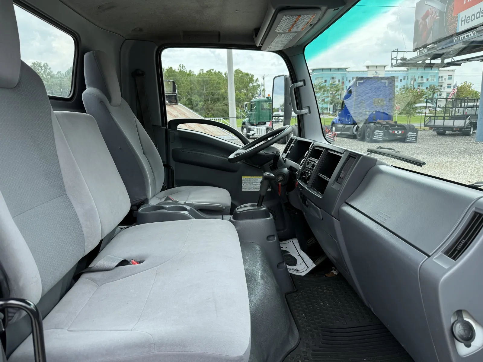 2020 Isuzu NPR HD - Photo 22