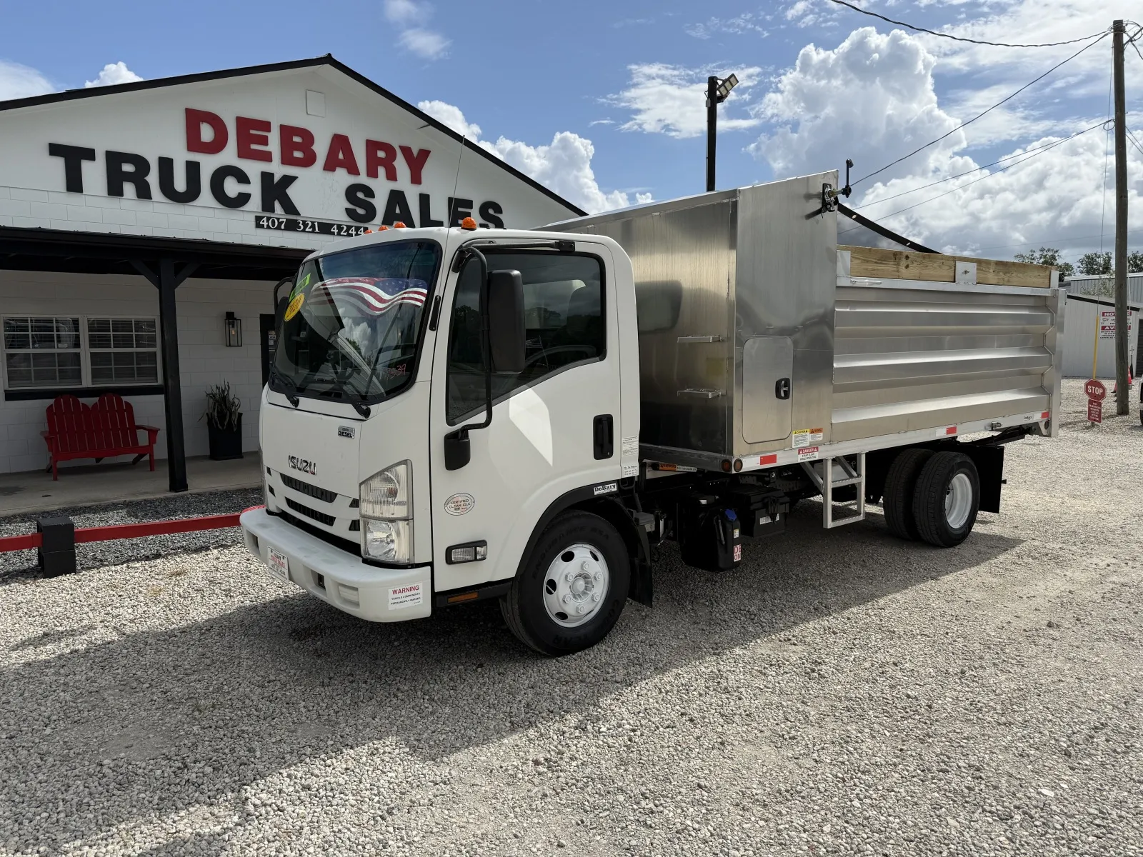 2020 Isuzu NPR HD - Photo 8