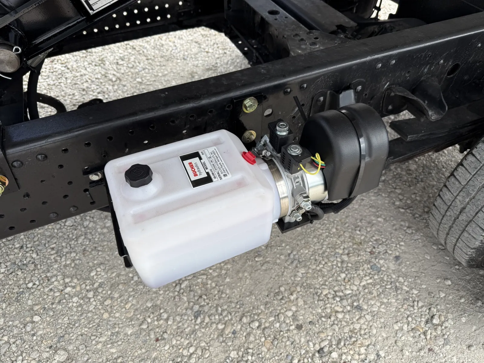 2020 Isuzu NPR HD - Photo 18