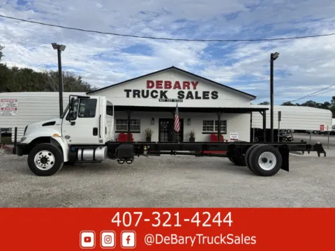 More photos of 2018 International DuraStar 4300 at DeBary Truck Sales, FL