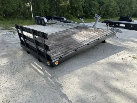 More photos of 2016 DeBary Truck Sales Flatbed Body at DeBary Truck Sales, FL