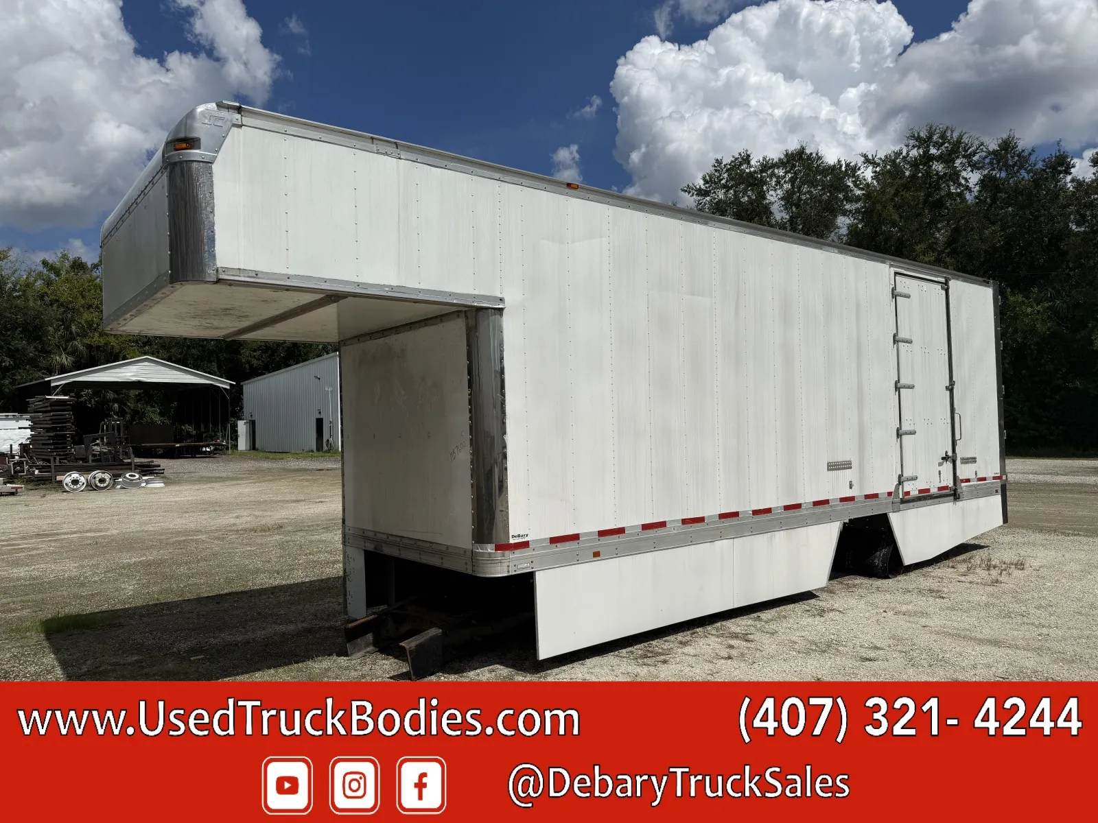 White 2021 Supreme Moving Body for sale in Sanford, FL