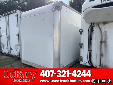 White 2017 Supreme Dry Van for sale in Sanford, FL