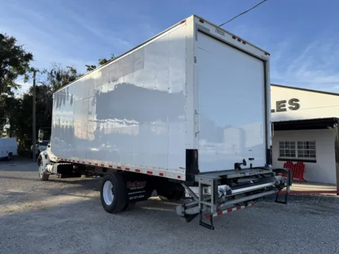 More photos of 2018 International DuraStar 4300 at DeBary Truck Sales, FL