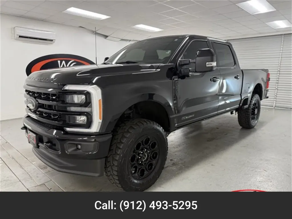 Black 2023 Ford Super Duty F-250 SRW LARIAT for sale in Baxley, GA