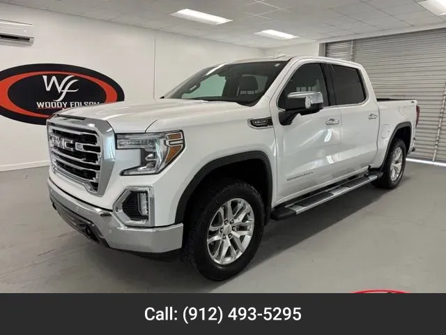 2021 GMC Sierra SLT's photo