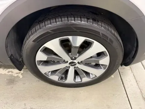 More photos of 2022 Kia Telluride EX at Woody Folsom Chevrolet GMC, GA