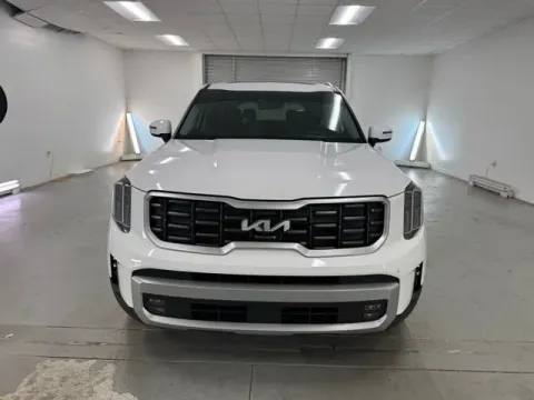 Photos of 2023 Kia Telluride SX Prestige for sale in Baxley, GA at Woody Folsom Chevrolet GMC