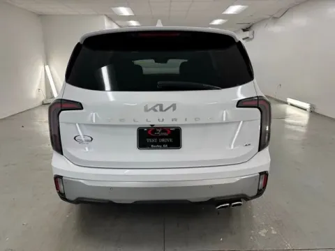 More photos of 2023 Kia Telluride SX Prestige at Woody Folsom Chevrolet GMC, GA