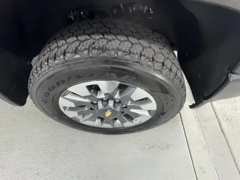 More photos of 2023 Chevrolet Silverado 2500HD Custom at Woody Folsom Chevrolet GMC, GA