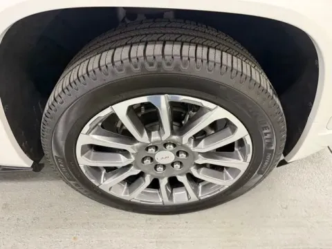 More photos of 2022 GMC Acadia Denali at Woody Folsom Chevrolet GMC, GA