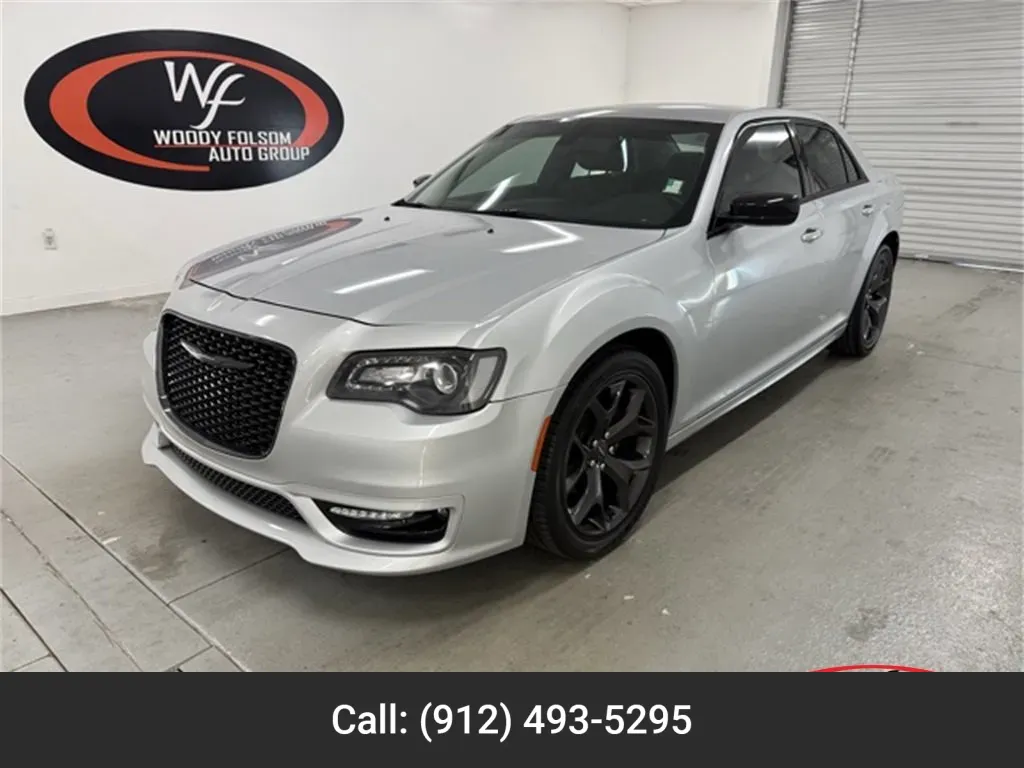 2020 Chrysler 300 Touring L for sale in Baxley, GA