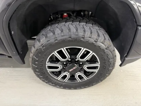 More photos of 2022 GMC Sierra 2500HD AT4 at Woody Folsom Chevrolet GMC, GA