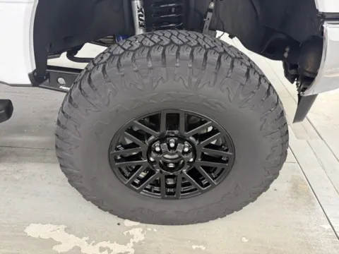 More photos of 2019 Ford Super Duty F-250 SRW LARIAT at Woody Folsom Chevrolet GMC, GA