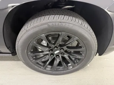 More photos of 2025 Cadillac Escalade 4WD Sport Platinum at Woody Folsom Chevrolet GMC, GA