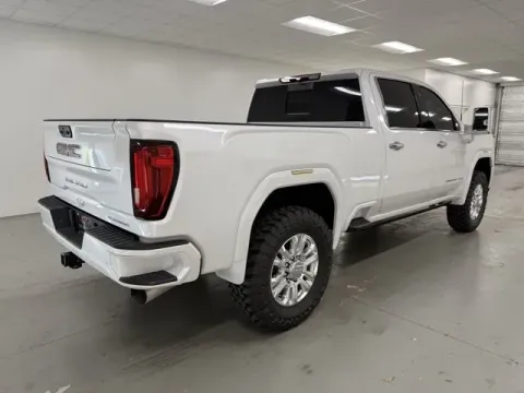 More photos of 2022 GMC Sierra 2500HD Denali at Woody Folsom Chevrolet GMC, GA