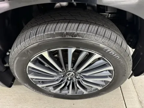 More photos of 2025 Nissan Armada Platinum Reserve at Woody Folsom Chevrolet GMC, GA