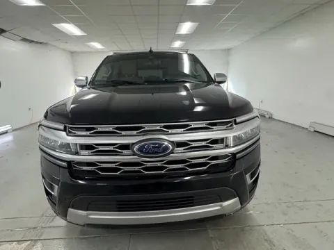 Photos of 2023 Ford Expedition Platinum for sale in Baxley, GA at Woody Folsom Chevrolet GMC