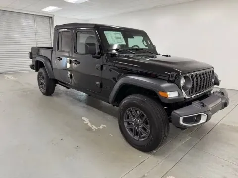 Another view of 2026 Jeep Gladiator Sport S for sale in Baxley, GA at Woody Folsom CDJR of Baxley