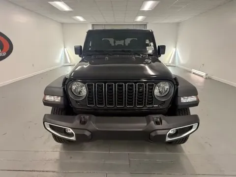 Photos of 2026 Jeep Gladiator Sport S for sale in Baxley, GA at Woody Folsom CDJR of Baxley