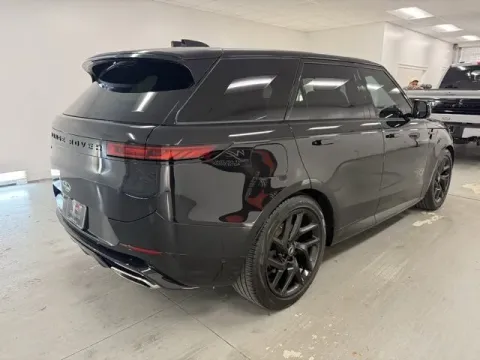 More photos of 2024 Land Rover Range Rover Sport Dynamic SE at Woody Folsom CDJR of Baxley, GA
