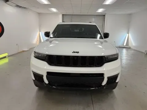 Photos of 2025 Jeep Grand Cherokee L Limited for sale in Baxley, GA at Woody Folsom CDJR of Baxley