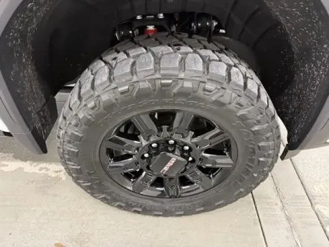 More photos of 2025 GMC Sierra 2500HD AT4 at Woody Folsom CDJR of Baxley, GA