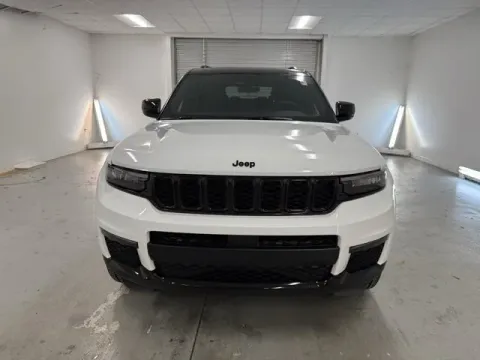 Photos of 2025 Jeep Grand Cherokee L Limited for sale in Baxley, GA at Woody Folsom CDJR of Baxley