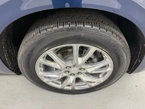 More photos of 2022 Buick Enclave Essence at Woody Folsom CDJR of Baxley, GA