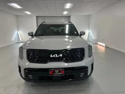 Photos of 2024 Kia Telluride SX Prestige X-Pro for sale in Baxley, GA at Woody Folsom CDJR of Baxley