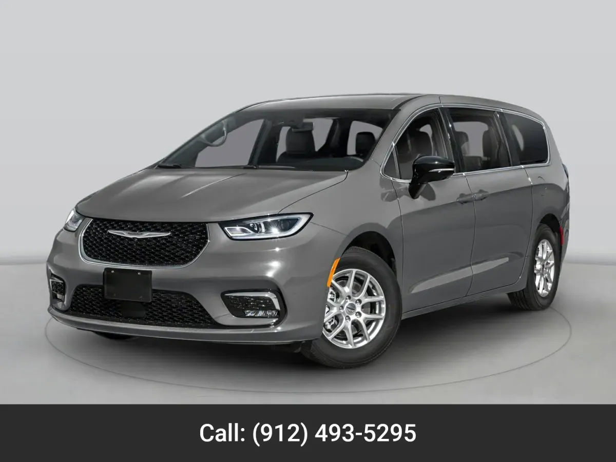 2026 Chrysler Pacifica Select's photo